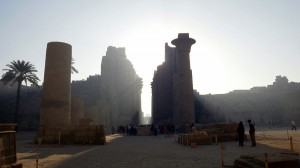 Amanece en Karnak (Egipto)