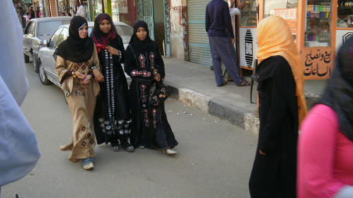 Mujeres en Edfú                     